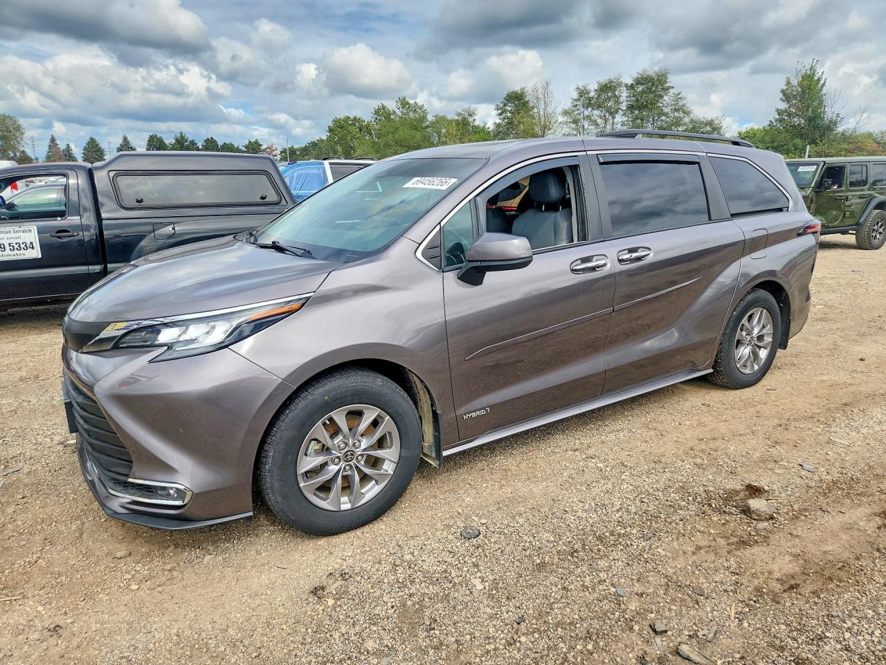2021 TOYOTA SIENNA XLE | 5TDYSKFC9MS040283 | UPCARS