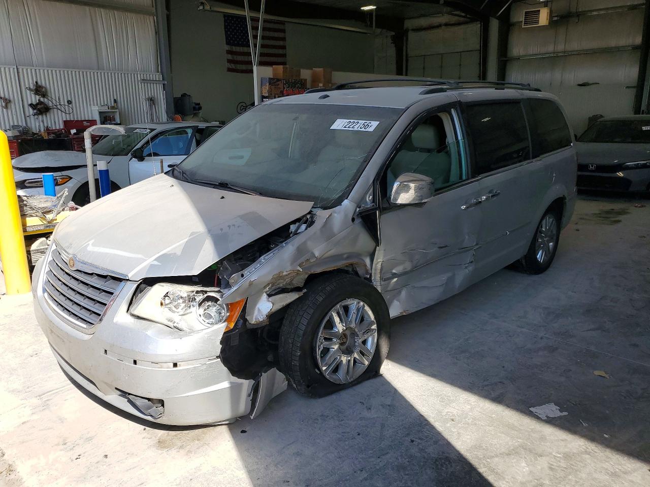 2008 CHRYSLER MINIVAN LIMITED | 2A8HR64X08R133922 | UPCARS