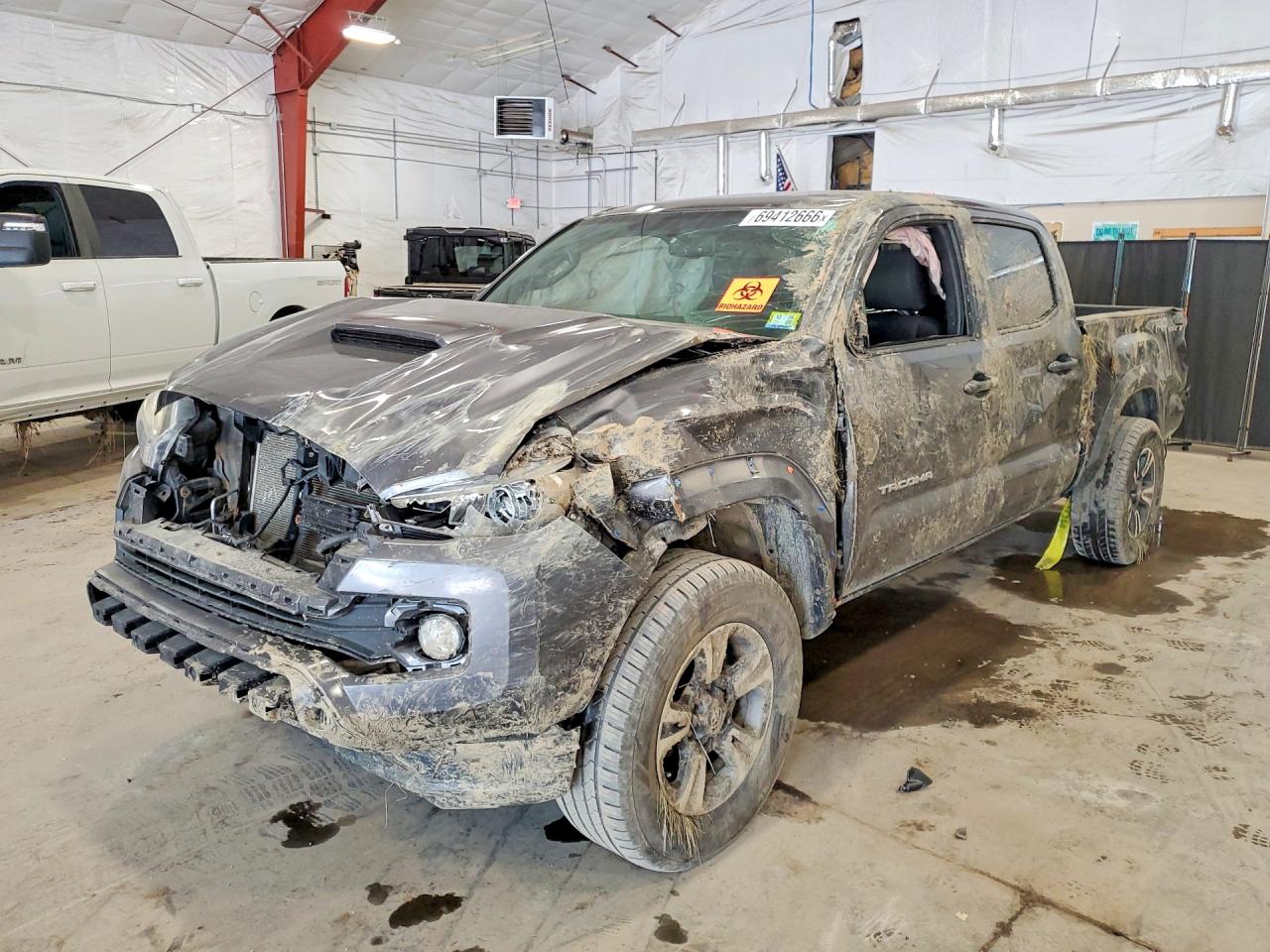 2017 TOYOTA TACOMA TRD SPORT | 3TMDZ5BN1HM015600 | UPCARS