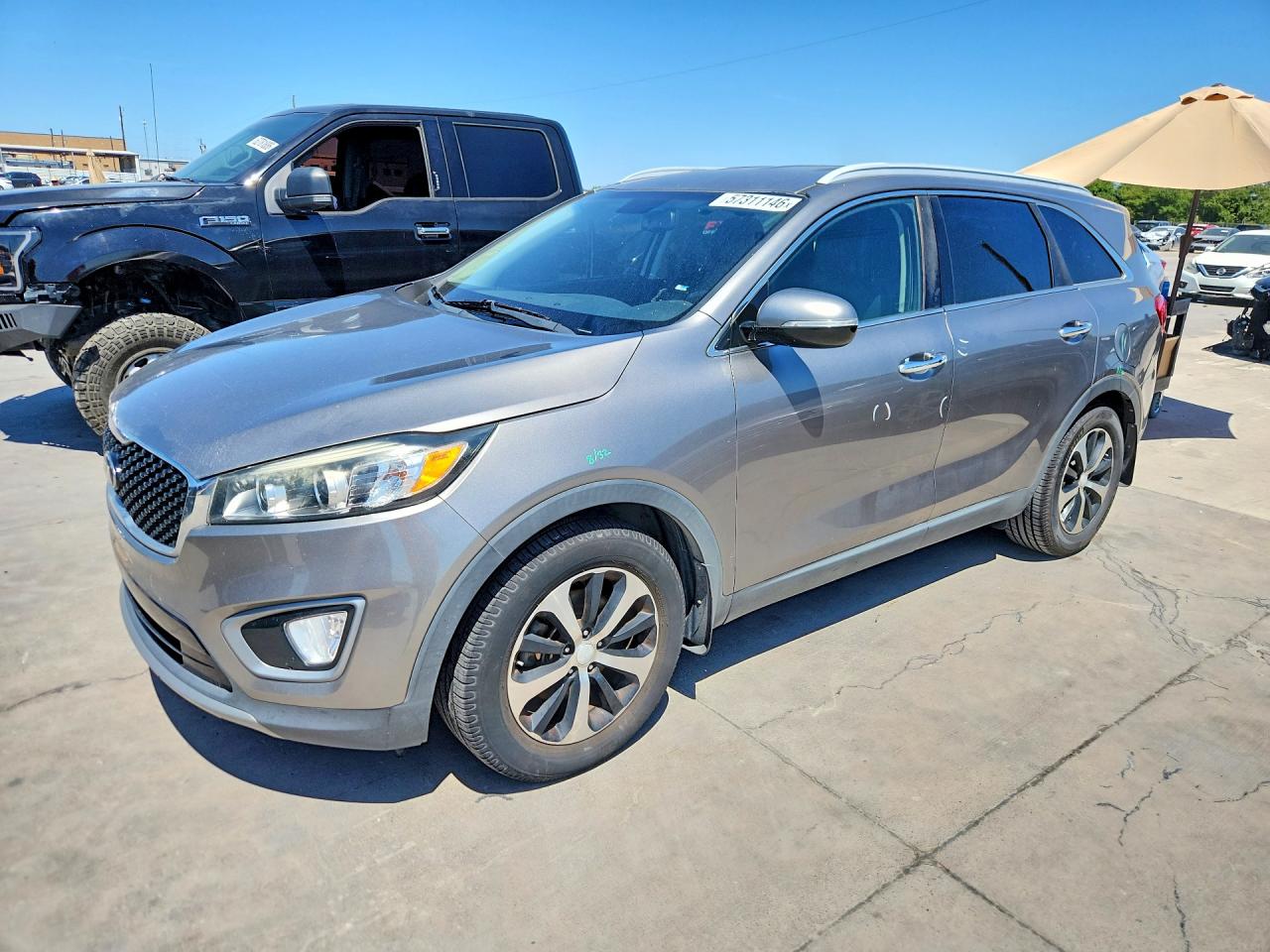 2017 KIA SORENTO EX | 5XYPH4A56HG289142 | UPCARS