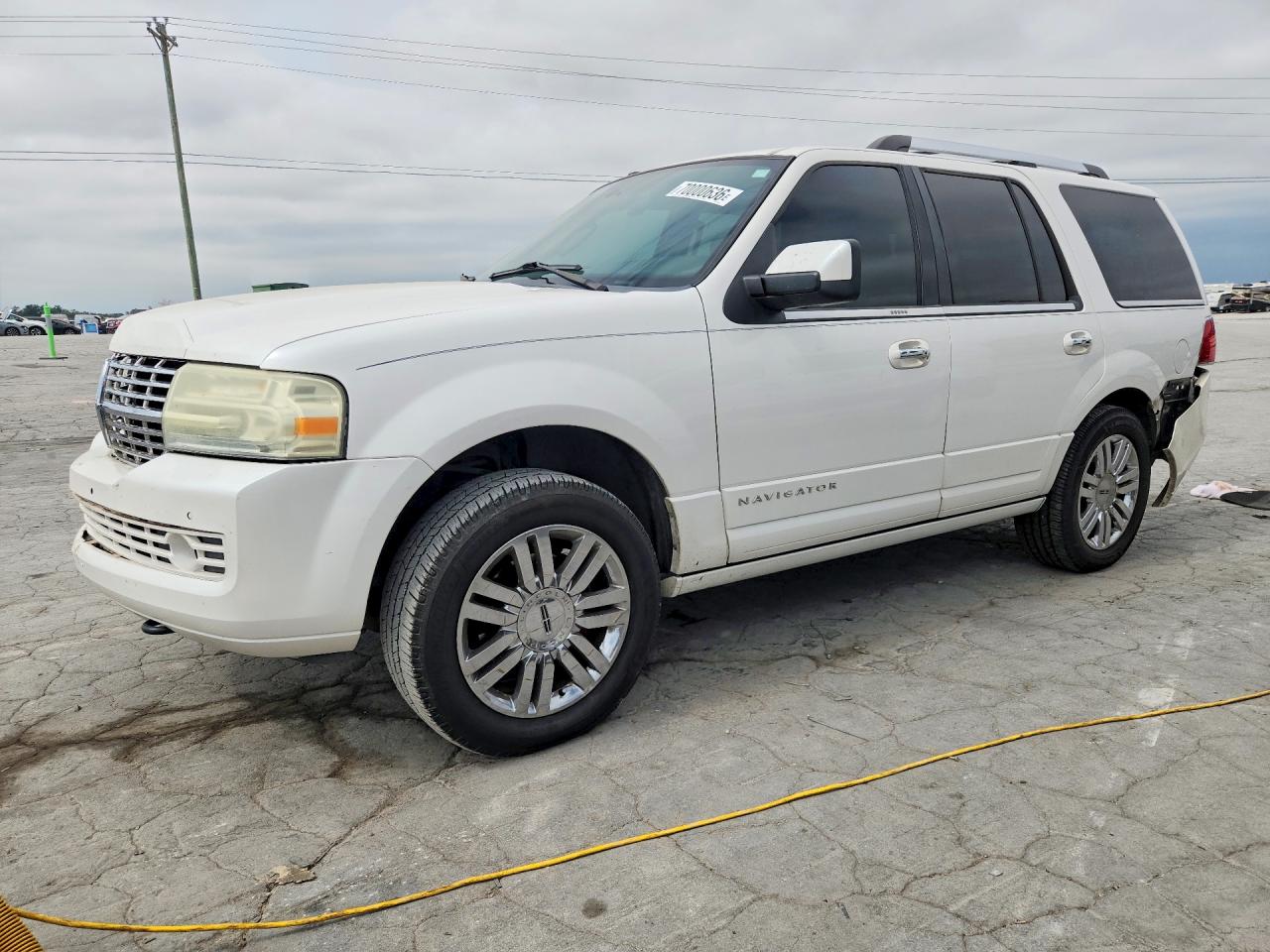 2010 LINCOLN NAVIGATOR | 5LMJJ2H5XAEJ11374 | UPCARS