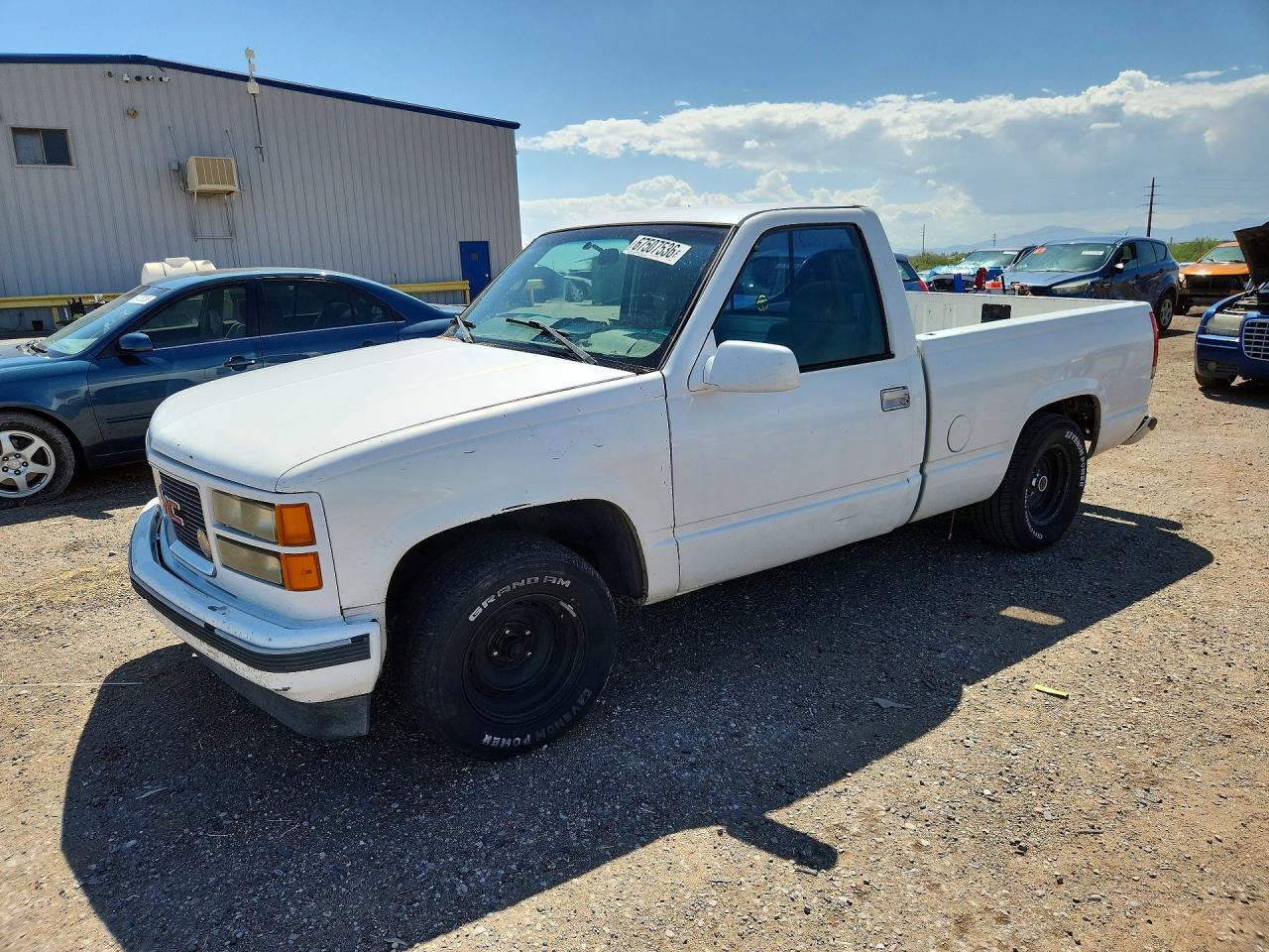 1998 GMC SIERRA C1500 | 1GTEC14R2WZ518692 | UPCARS