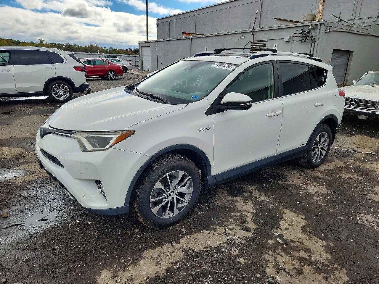 2016 TOYOTA RAV4 XLE | JTMRJREV9GD032686 | UPCARS