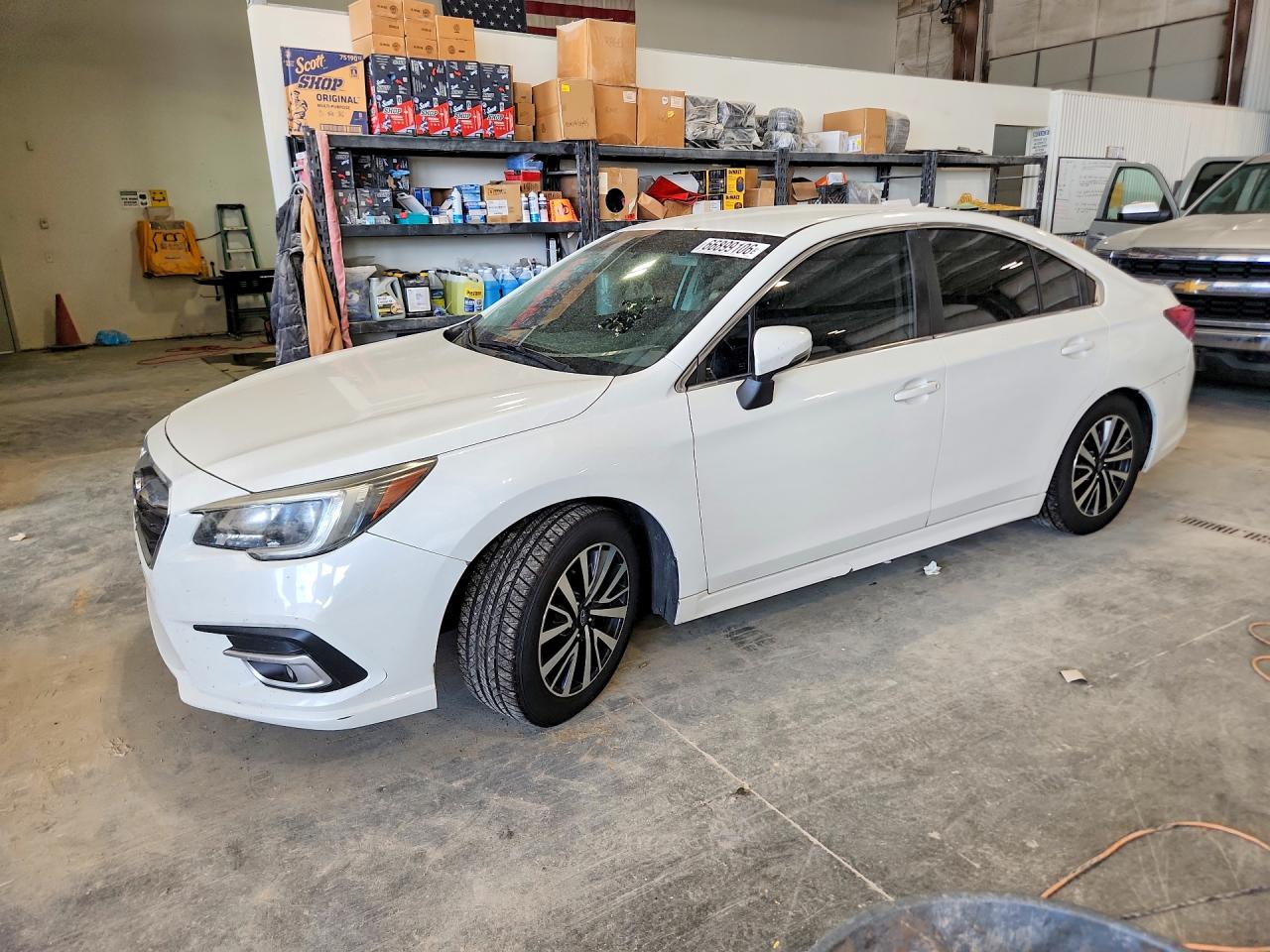 2018 SUBARU LEGACY 2.5I PREMIUM | 4S3BNAF60J3042180 | UPCARS