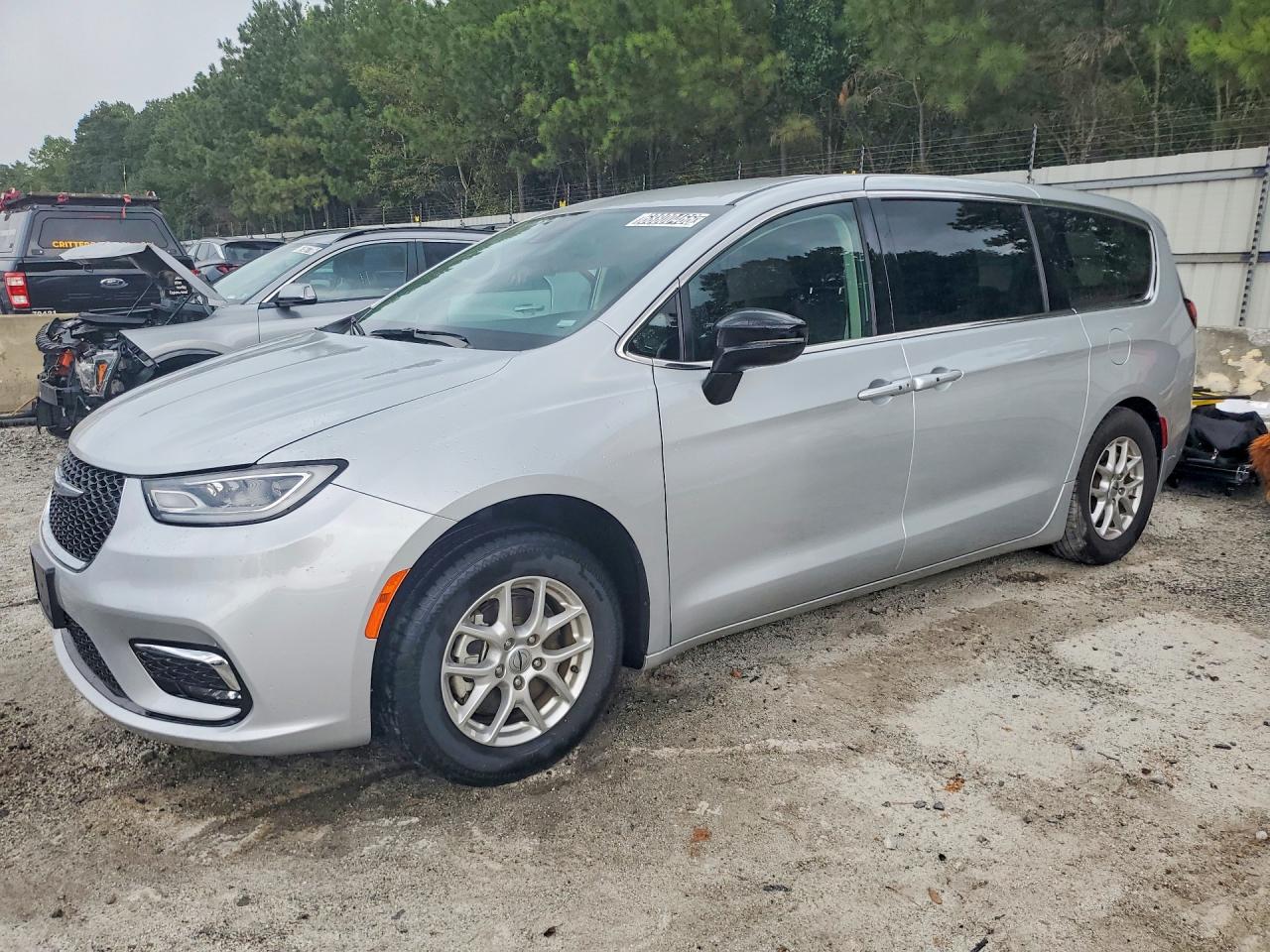2024 CHRYSLER PACIFICA TOURING L | 2C4RC1BG9RR167894 | UPCARS