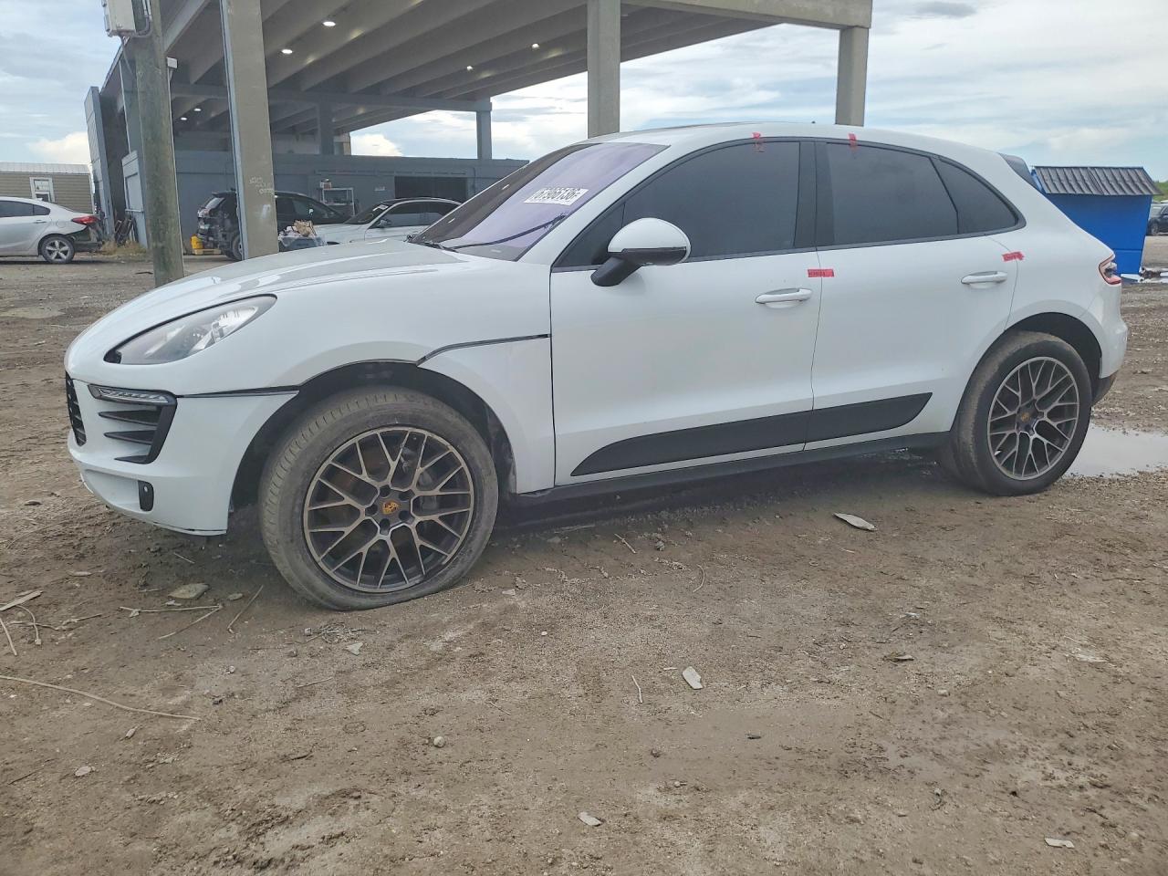 2016 PORSCHE MACAN S | WP1AB2A51GLB46127 | UPCARS