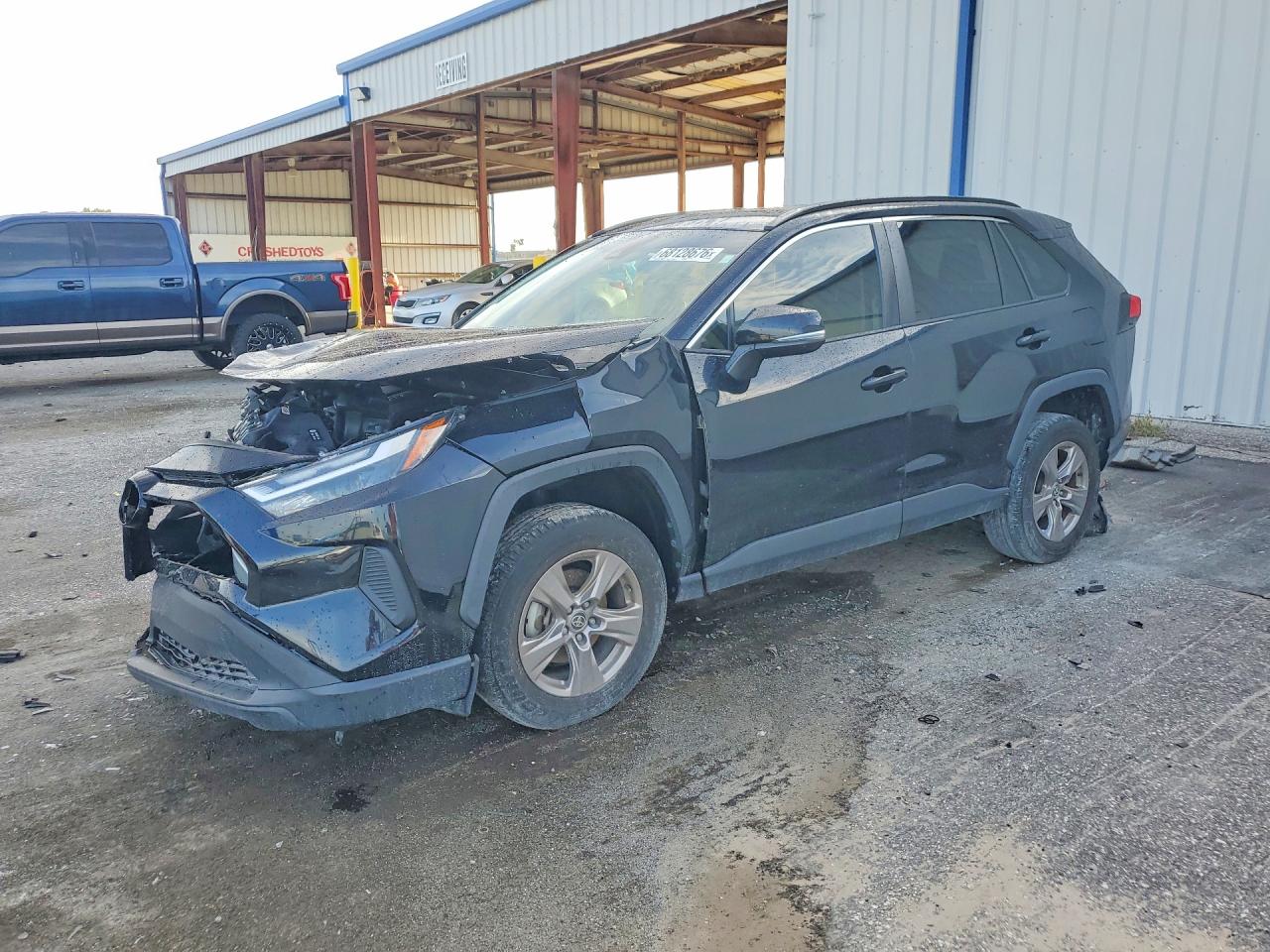 2023 TOYOTA RAV4 XLE | 2T3W1RFV3PC216916 | UPCARS