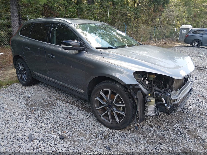 2017 VOLVO XC60 T6 DYNAMIC | YV449MRR5H2129753 | UPCARS