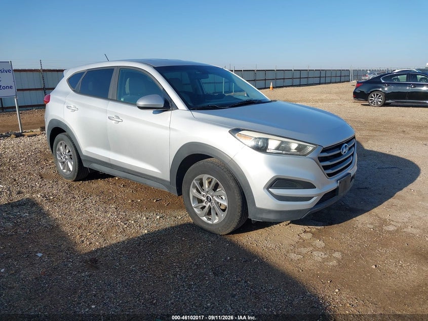 2018 HYUNDAI TUCSON SE | KM8J2CA44JU655768 | UPCARS