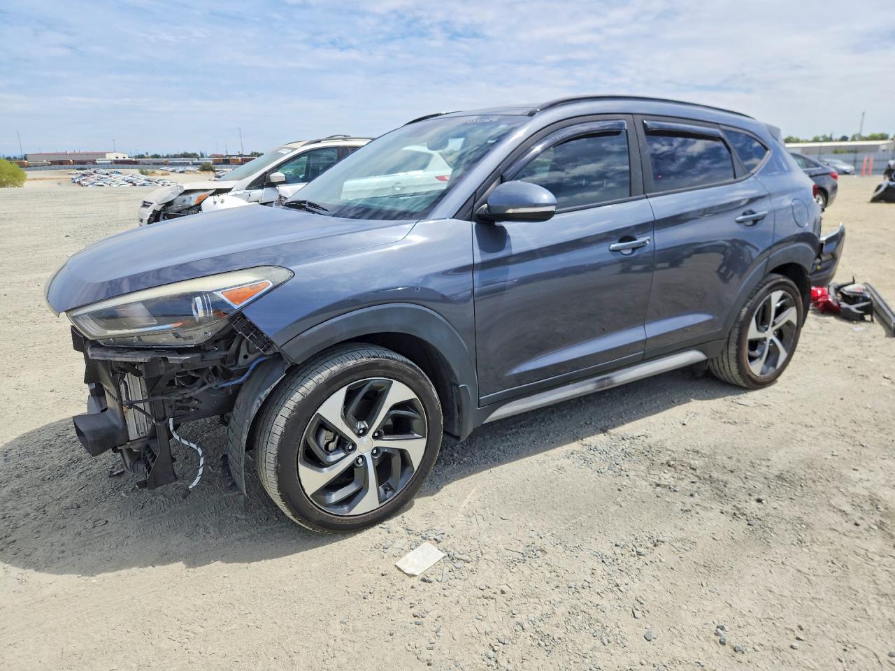 2018 HYUNDAI TUCSON VALUE | KM8J3CA20JU689069 | UPCARS