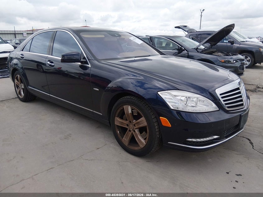 2012 MERCEDES-BENZ S 550 | WDDNG7DB2CA425343 | UPCARS