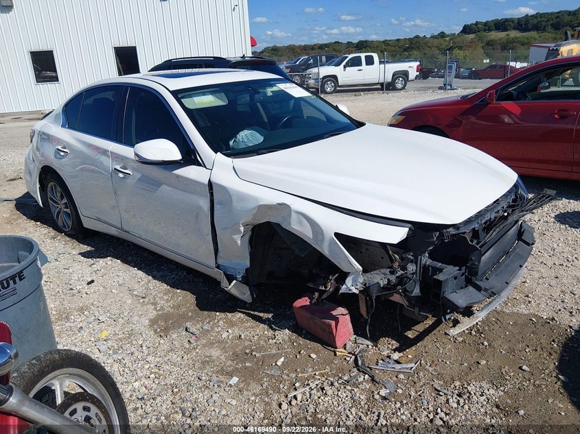 2015 INFINITI Q50 PREMIUM | JN1BV7AR3FM394338 | UPCARS
