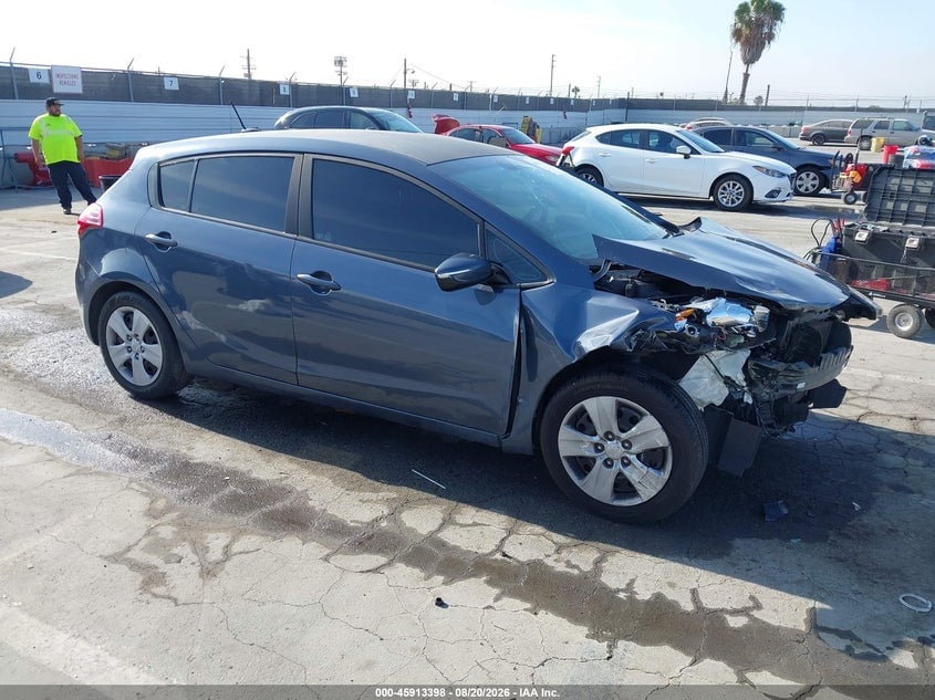 2016 KIA FORTE LX | KNAFK5A89G5640014 | UPCARS
