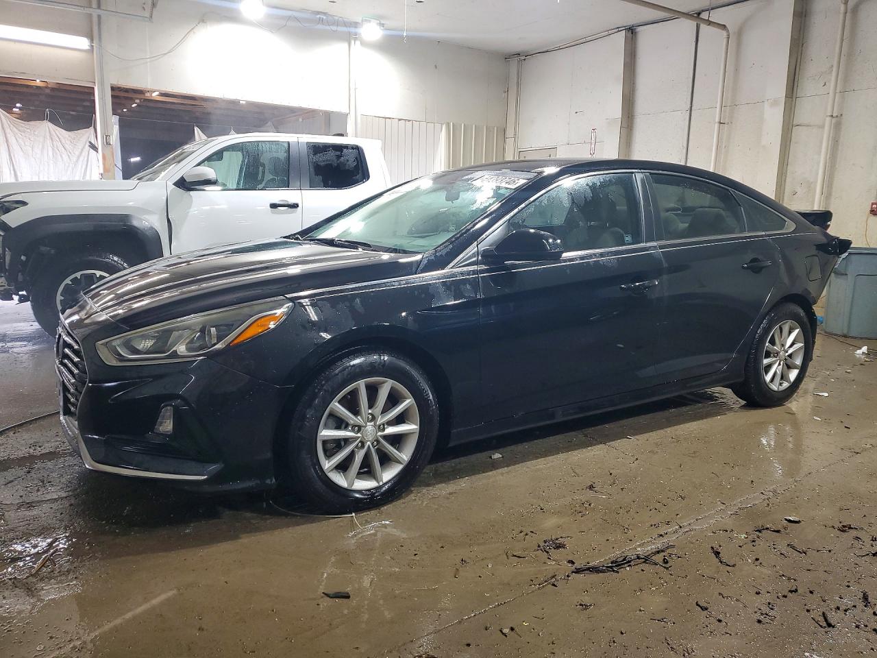 2018 HYUNDAI SONATA SE | 5NPE24AF0JH627487 | UPCARS