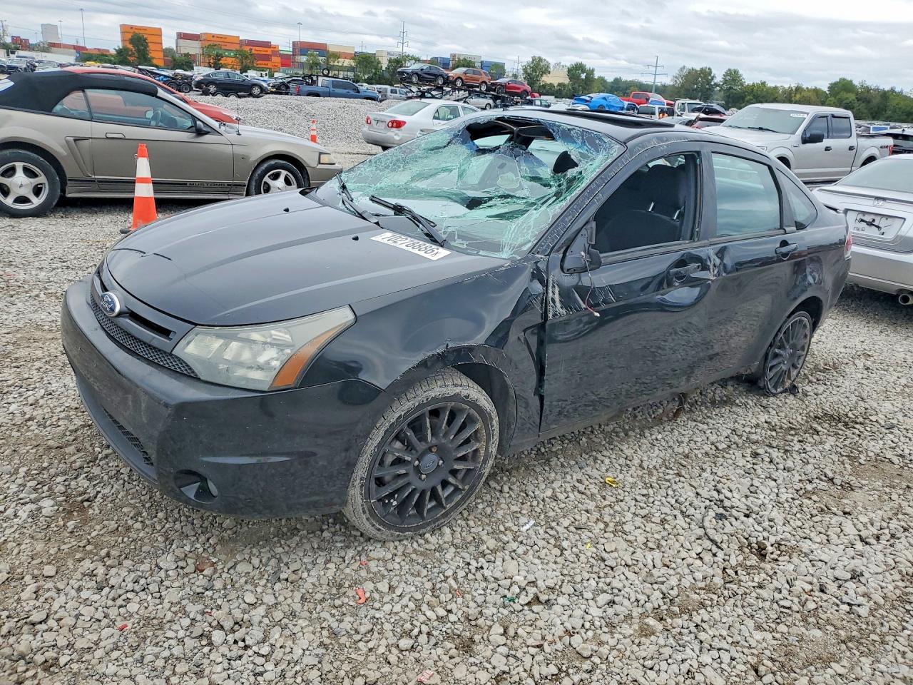 2011 FORD FOCU SES | 1FAHP3GN2BW162039 | UPCARS