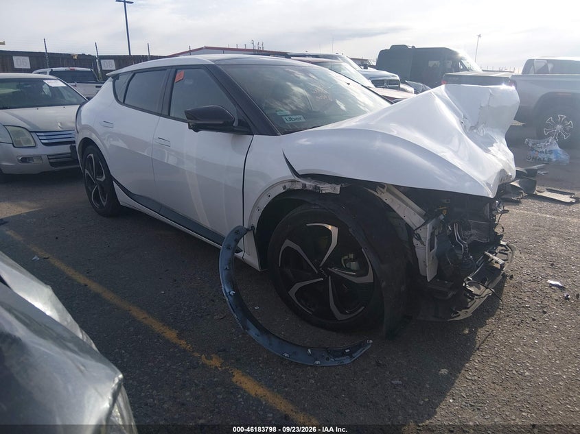 2023 KIA EV6 GT-LINE | KNDC4DLC2P5097763 | UPCARS