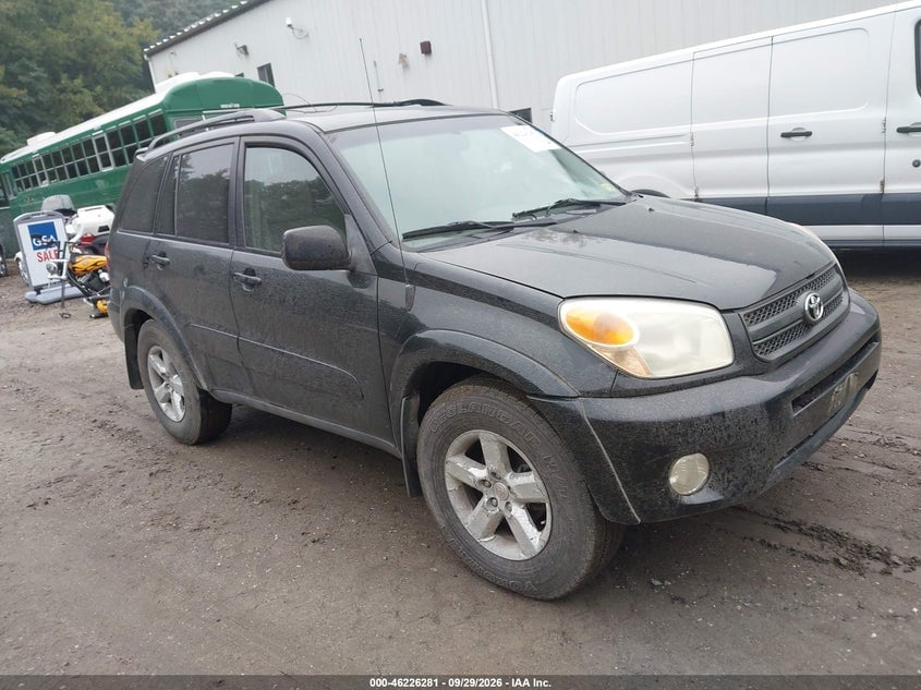2004 TOYOTA RAV4 | JTEHD20V440023653 | UPCARS