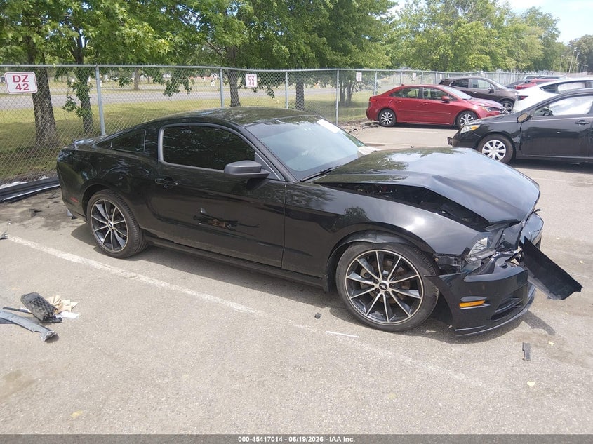 2014 FORD MUSTANG V6 | 1ZVBP8AMXE5303699 | UPCARS