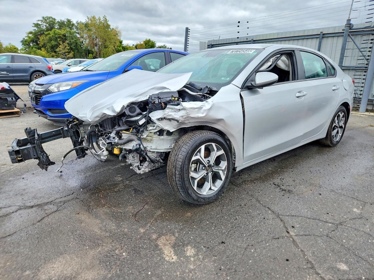 2021 KIA FORTE LXS | 3KPF24AD3ME356288 | UPCARS