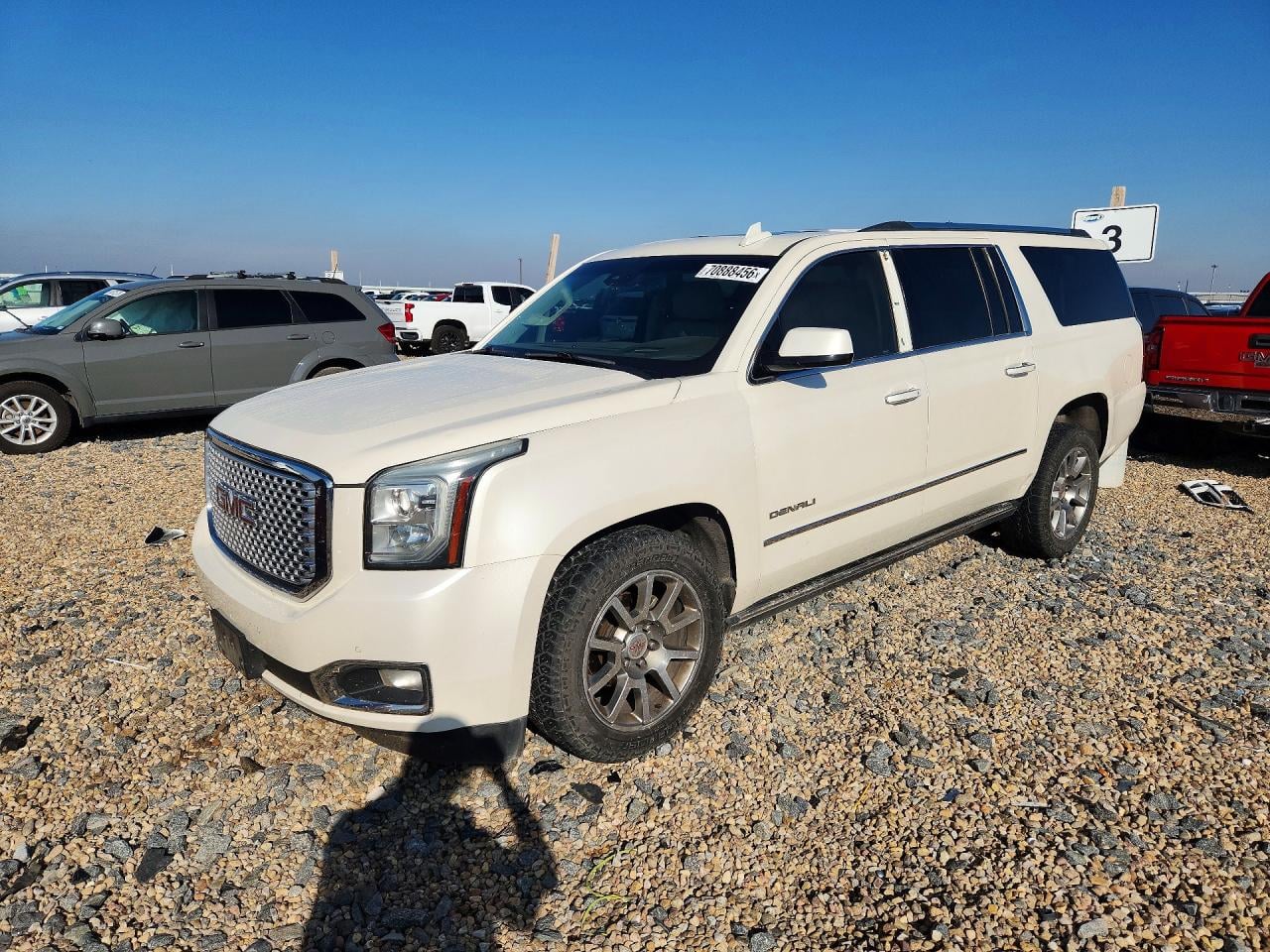 2015 GMC YUKON DENALI | 1GKS2JKJ9FR736782 | UPCARS