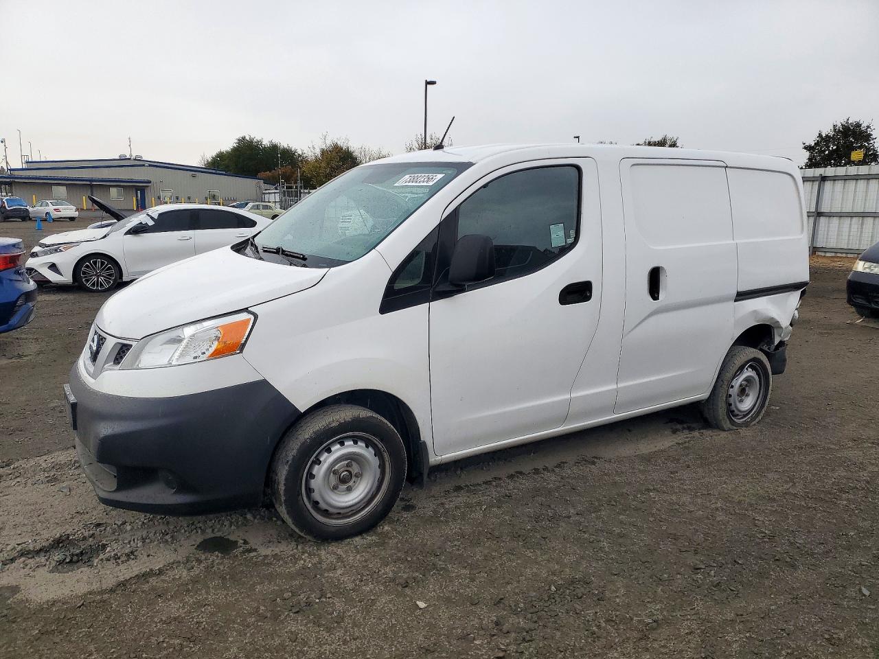 2017 NISSAN NV200 S | 3N6CM0KN5HK698682 | UPCARS