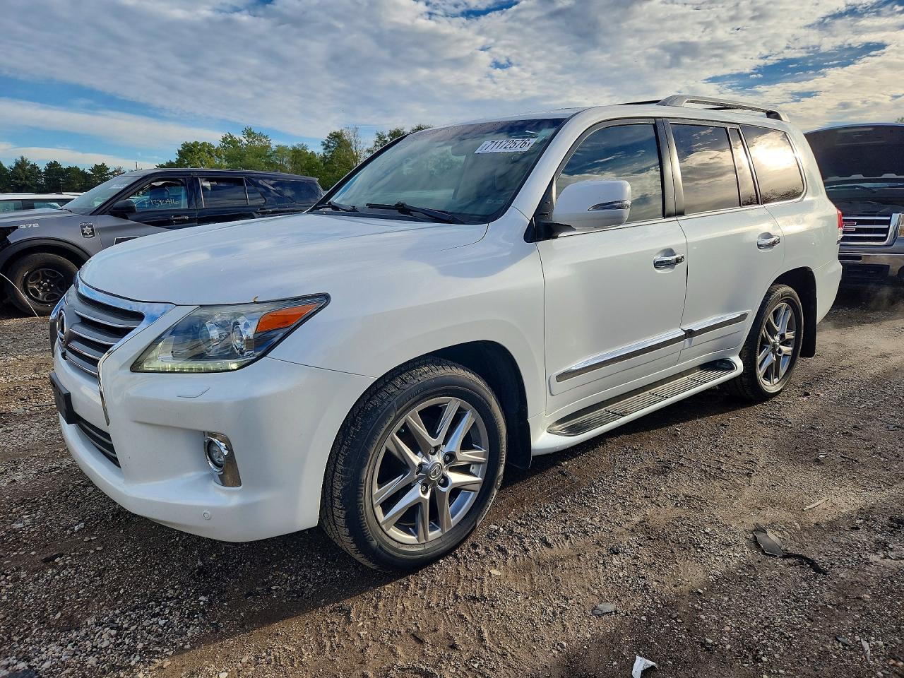 2014 LEXUS LX 570 | JTJHY7AX8E4149947 | UPCARS