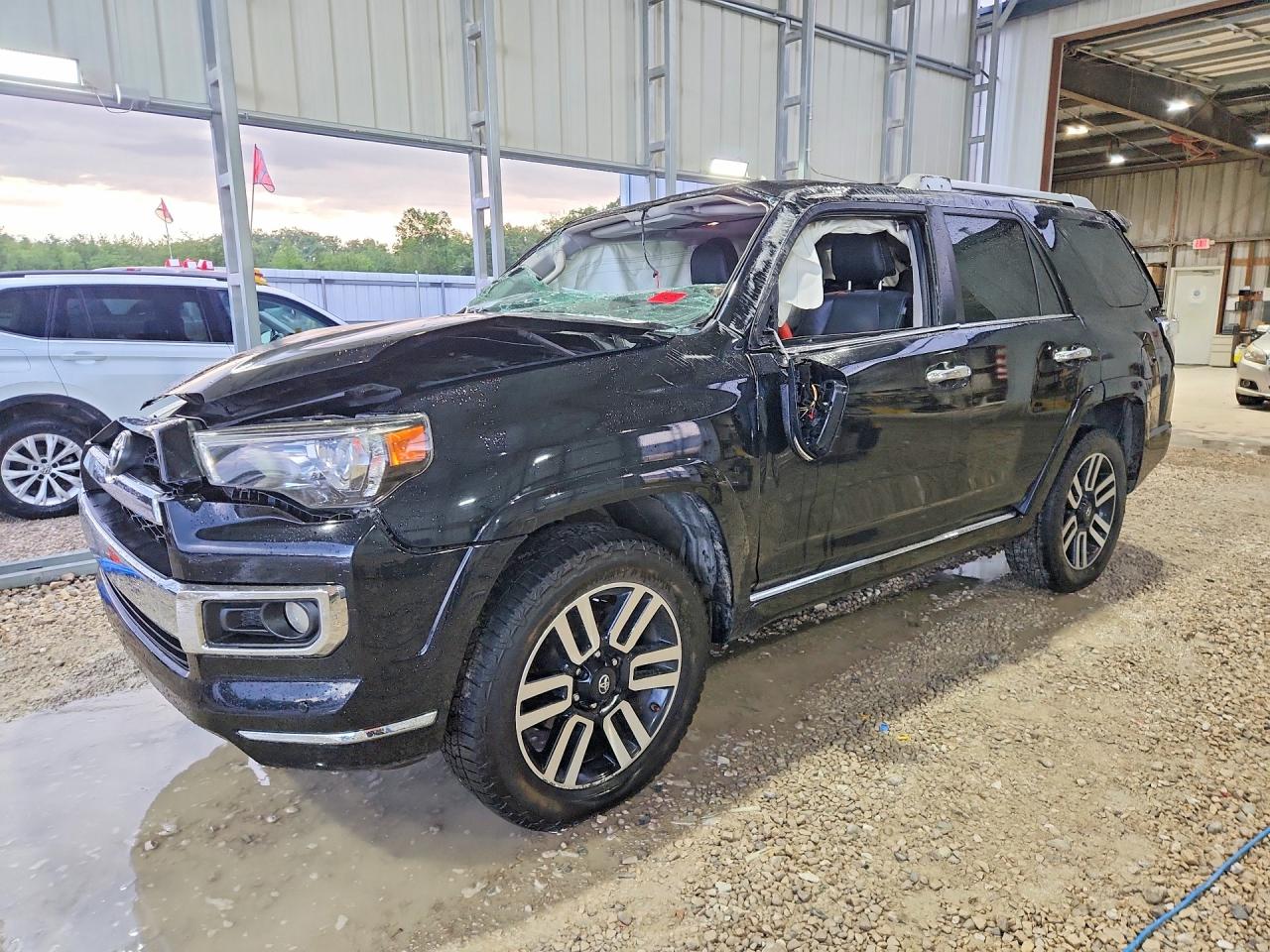 2018 TOYOTA 4RUNNER LIMITED | JTEBU5JR0J5600511 | UPCARS