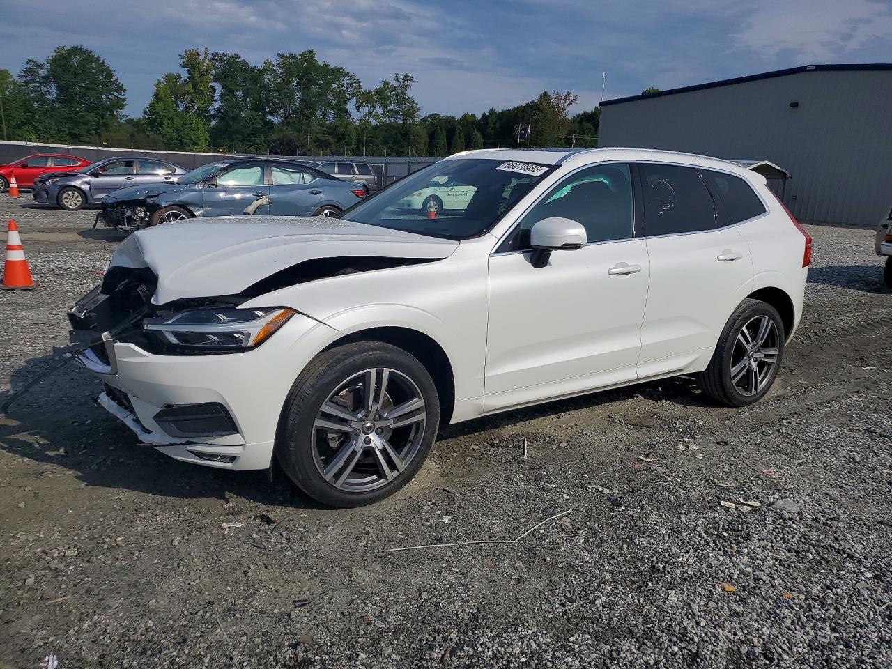 2021 VOLVO XC60 T5 MOMENTUM | YV4102RKXM1699381 | UPCARS