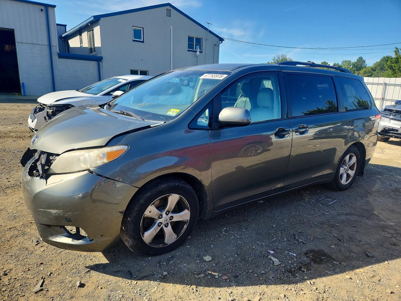 2013 TOYOTA SIENNA LE | 5TDKK3DC9DS298916 | UPCARS