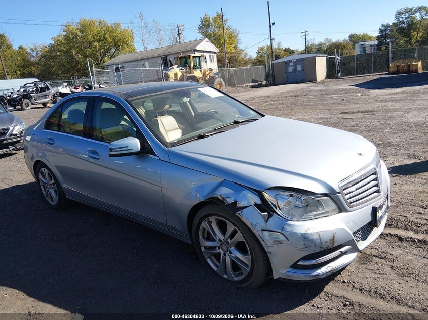 2013 MERCEDES-BENZ C 300 LUXURY 4MATIC | WDDGF8AB1DG138161 | UPCARS