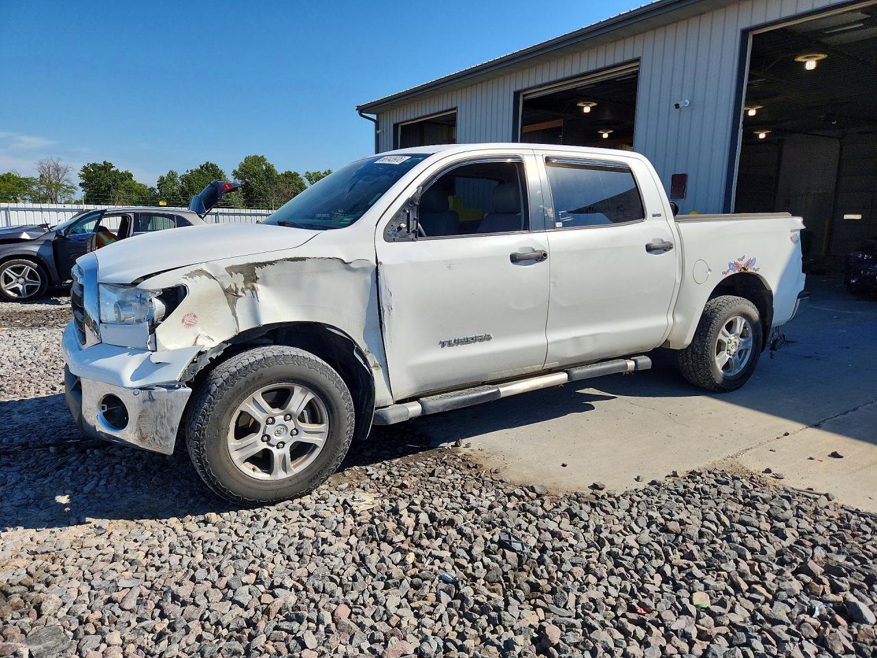 2011 TOYOTA TUNDRA CREWMAX SR5 | 5TFDM5F11BX017161 | UPCARS