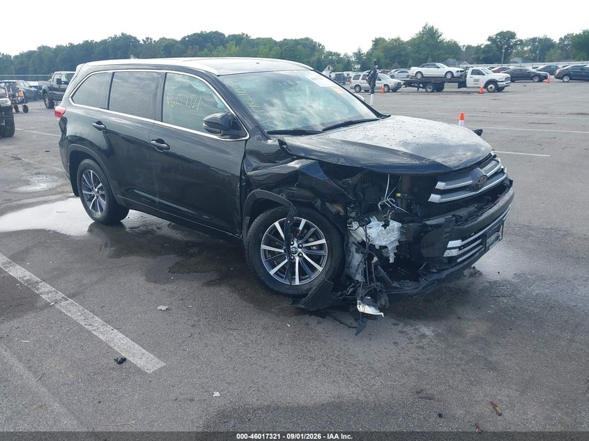 2018 TOYOTA HIGHLANDER XLE | 5TDJZRFH8JS529481 | UPCARS