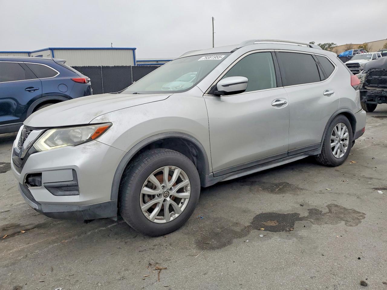 2018 NISSAN ROGUE SV | JN8AT2MT9JW453726 | UPCARS