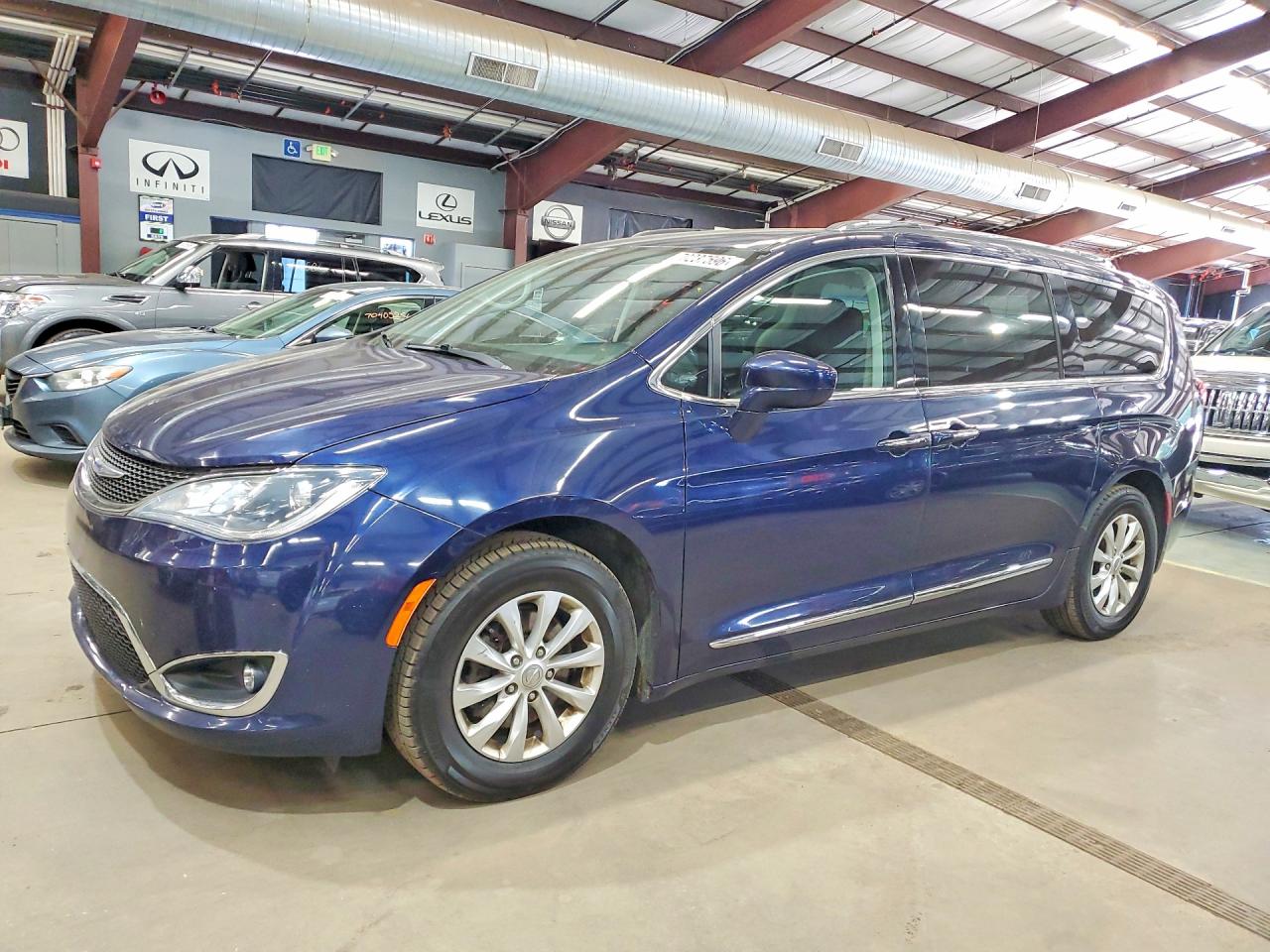2019 CHRYSLER PACIFICA TOURING L | 2C4RC1BG6KR603543 | UPCARS