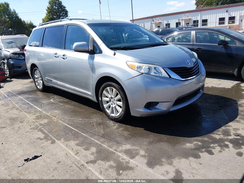 2013 TOYOTA SIENNA LE 7 PASSENGER | 5TDJK3DC7DS068433 | UPCARS