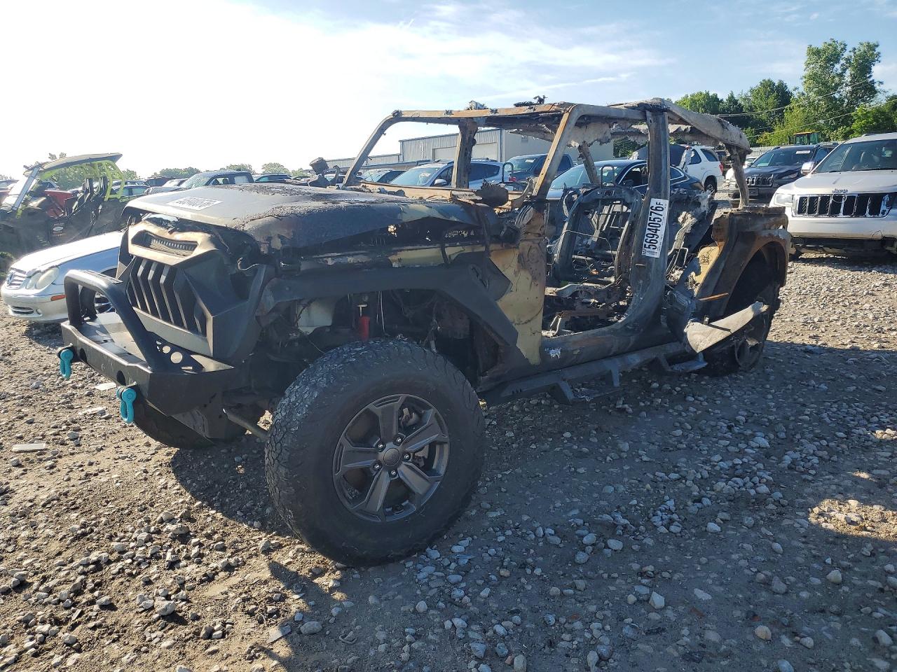 2018 JEEP WRANGLER SAHARA | 1C4HJXEG3JW138967 | UPCARS