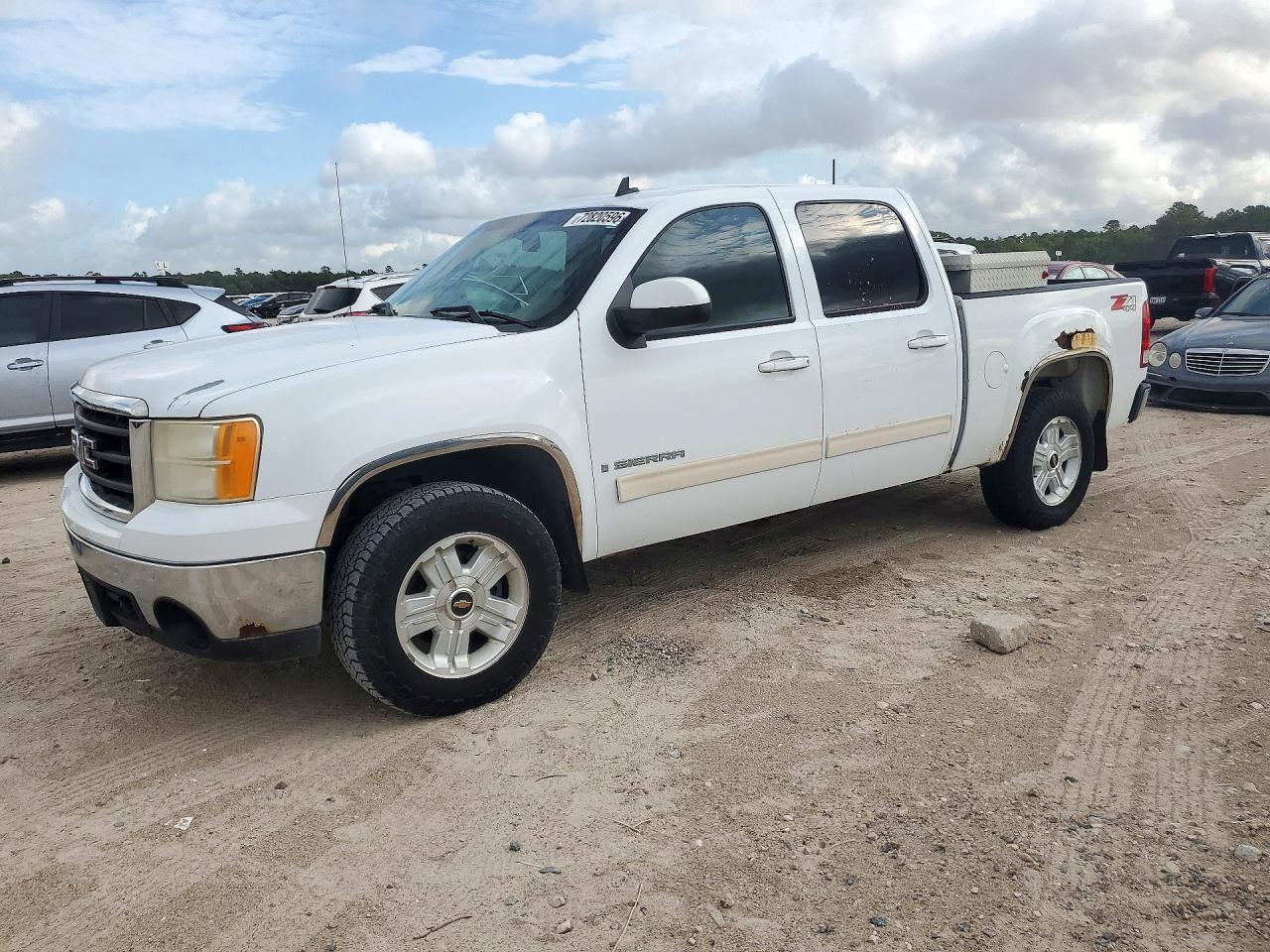 2007 GMC SIERRA K1500 | 2GTEK133771689710 | UPCARS