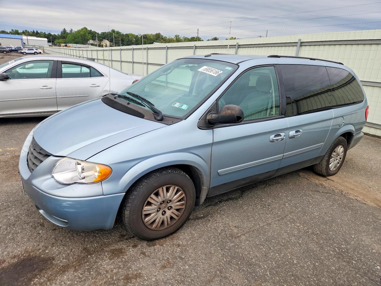 2006 CHRYSLER MINIVAN LX | 2A4GP44R06R724564 | UPCARS