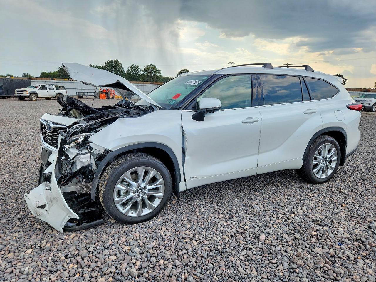 2023 TOYOTA HIGHLANDER LIMITED | 5TDXBRCH0PS132648 | UPCARS