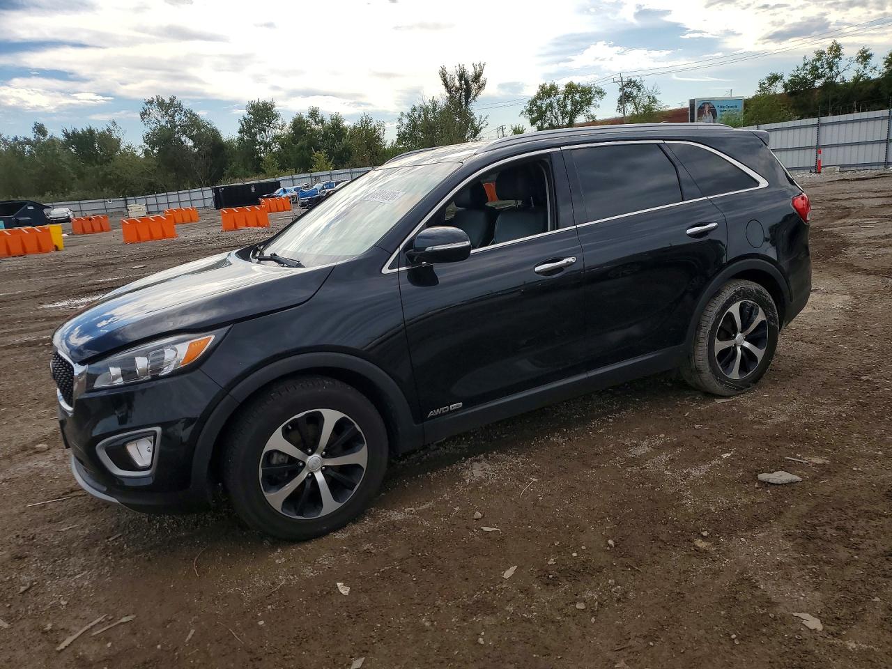 2018 KIA SORENTO EX | 5XYPHDA50JG365640 | UPCARS