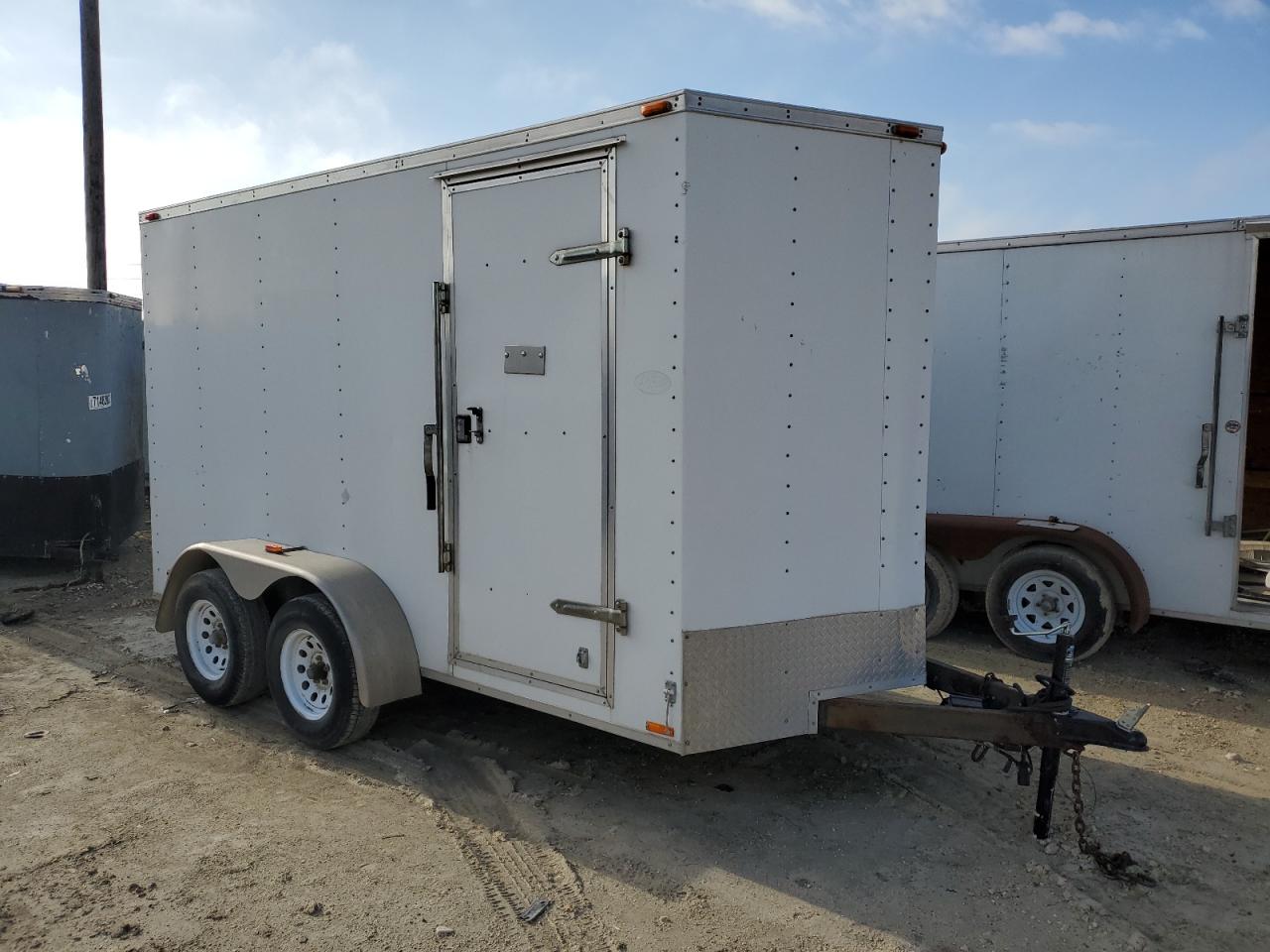2005 AVENGER UNKNOWN ENCLOSED CARGO TRAILER | 5PKUEH22X5W001366 | UPCARS