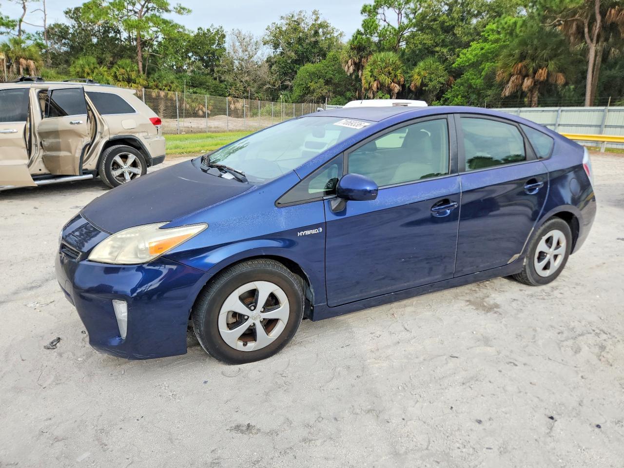 2012 TOYOTA PRIUS FOUR | JTDKN3DU4C1599136 | UPCARS
