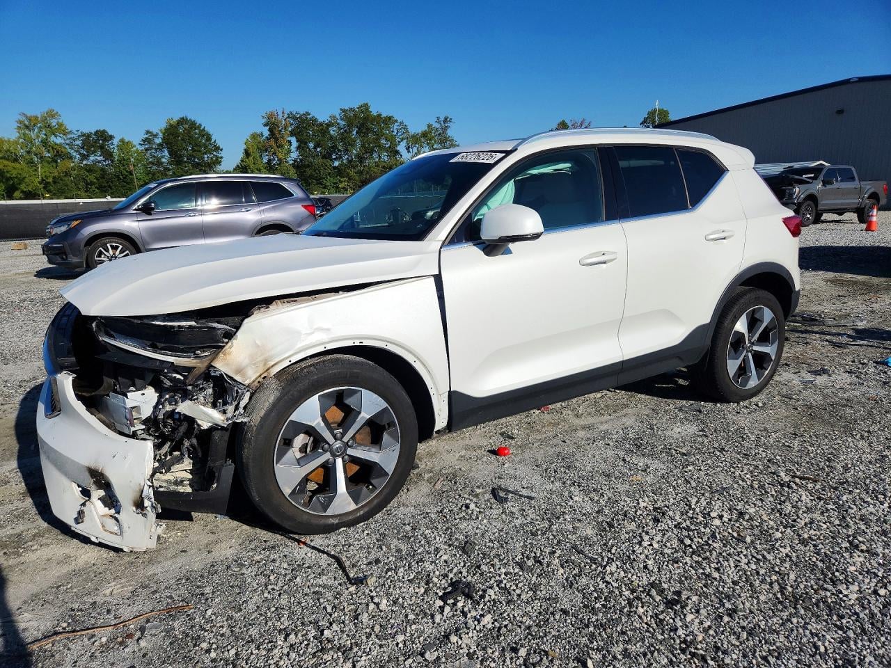 2023 VOLVO XC40 PLUS | YV4L12UN8P2092160 | UPCARS