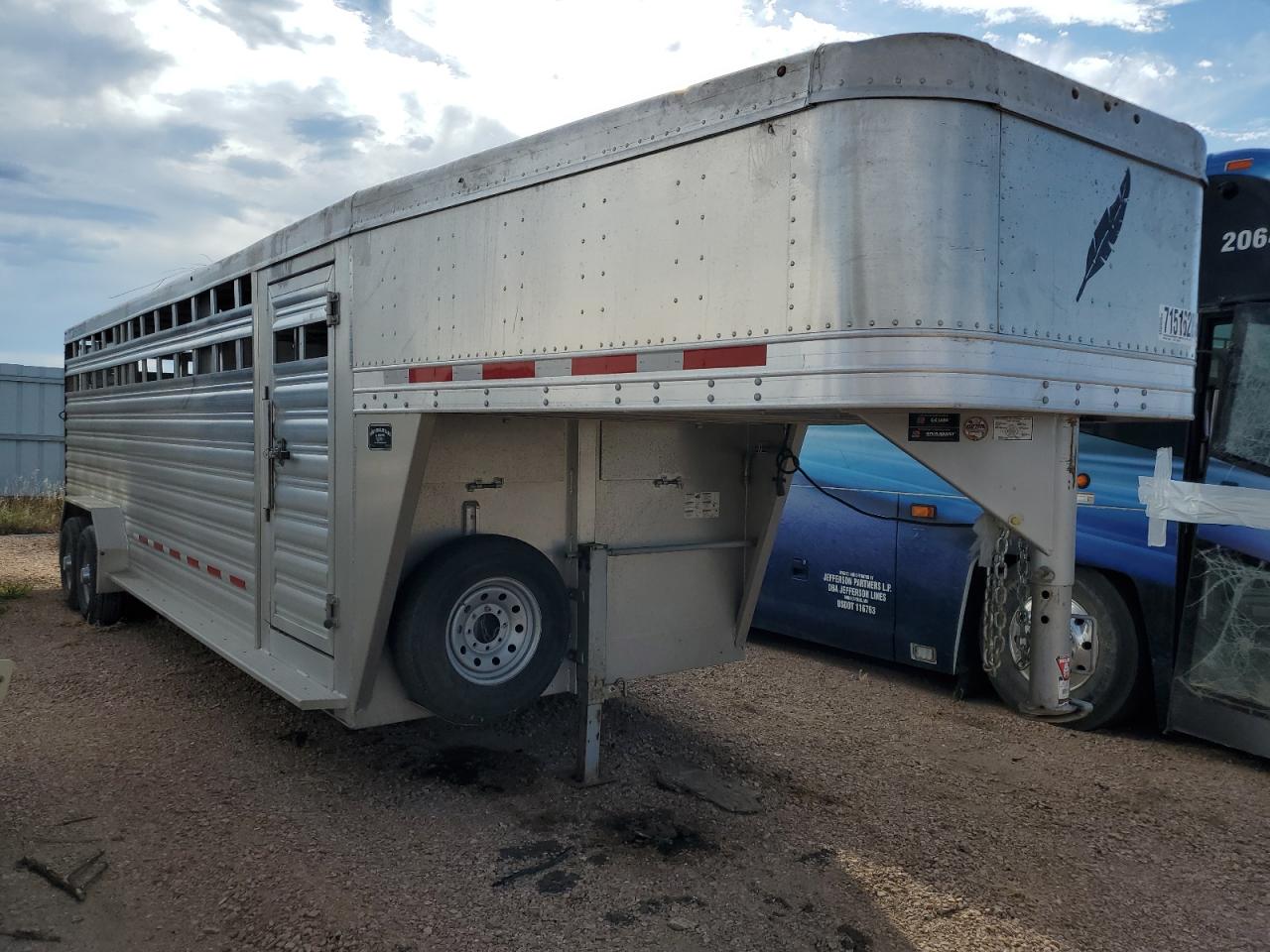 2024 FEATHERLITE UNKNOWN 8127-7024-STD LIVESTOCK TRAILER | 4FGB22429RC160992 | UPCARS