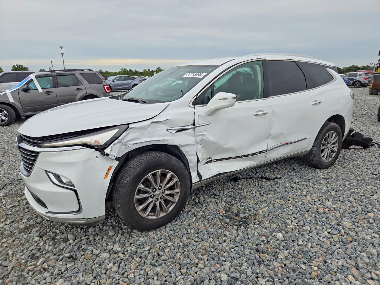 2022 BUICK ENCLAV ESSENCE | 5GAERBKWXNJ181460 | UPCARS