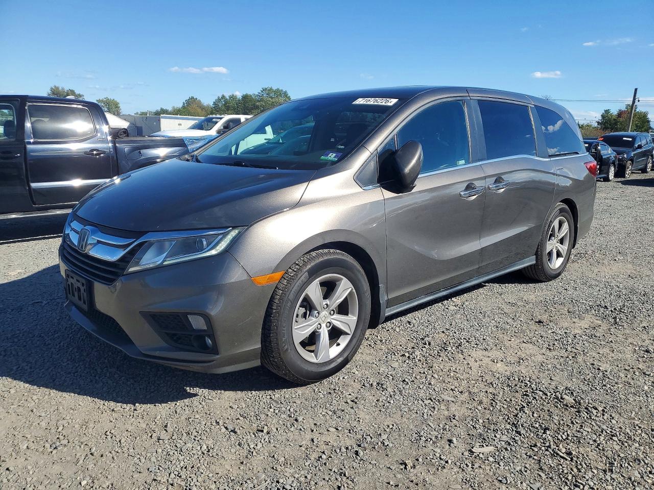 2018 HONDA ODYSSEY EXL | 5FNRL6H70JB069177 | UPCARS