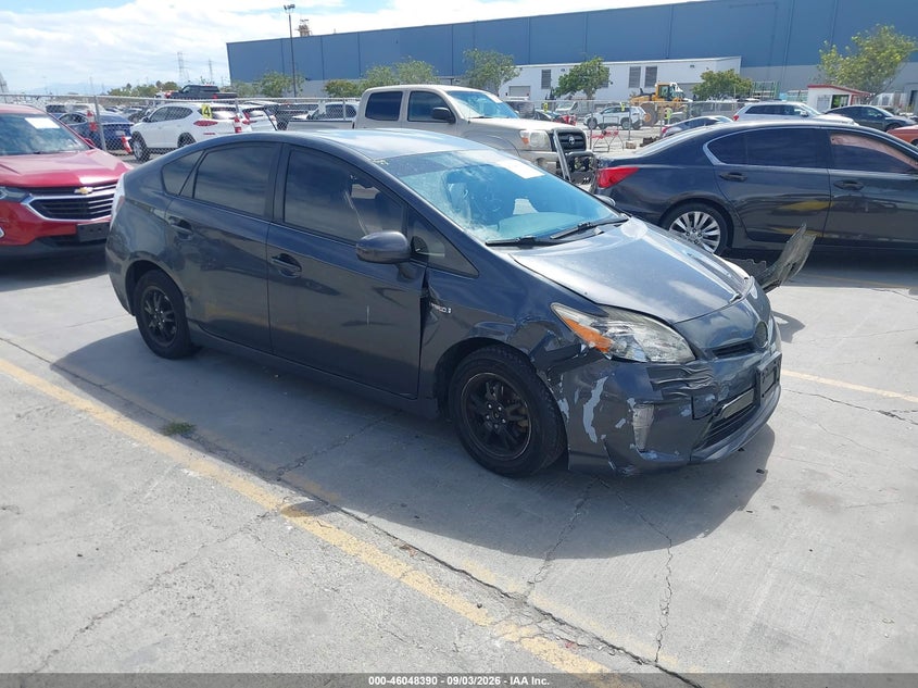2013 TOYOTA PRIUS THREE | JTDKN3DU6D5600345 | UPCARS