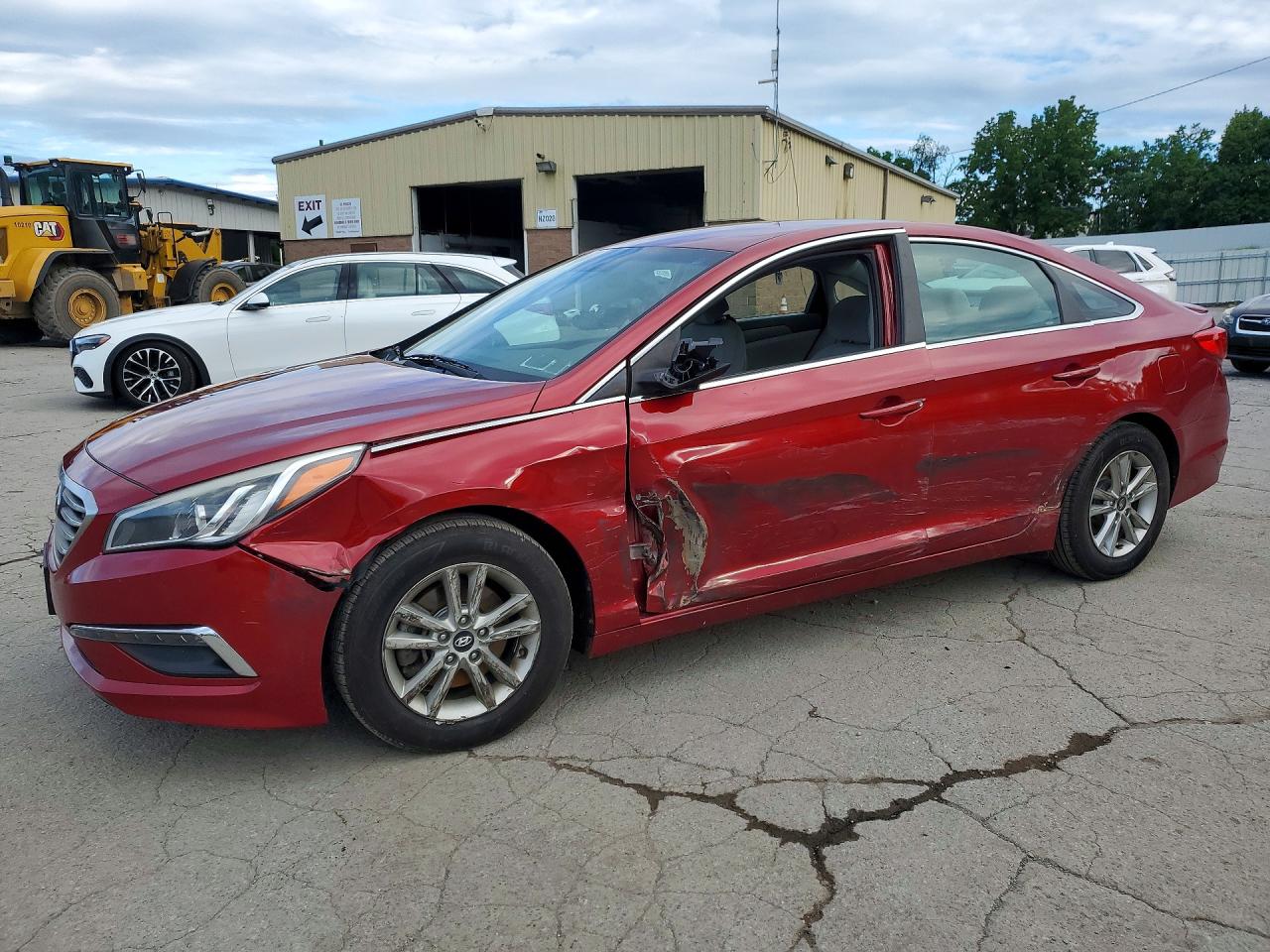 2015 HYUNDAI SONATA SE | 5NPE24AF2FH219032 | UPCARS