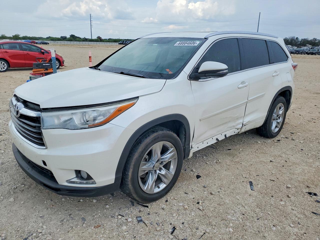 2015 TOYOTA HIGHLANDER LIMITED | 5TDYKRFH8FS108063 | UPCARS