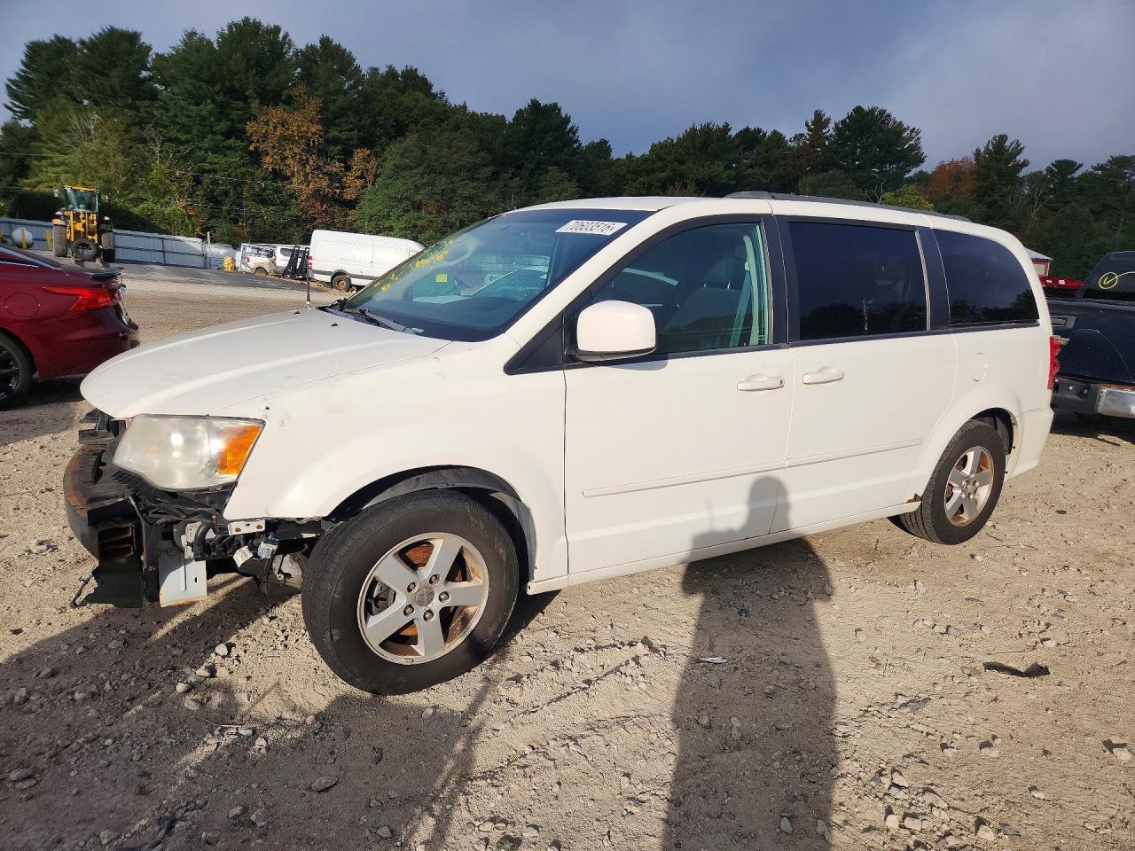 2011 DODGE CARAVAN MAINSTREET | 2D4RN3DG1BR639047 | UPCARS